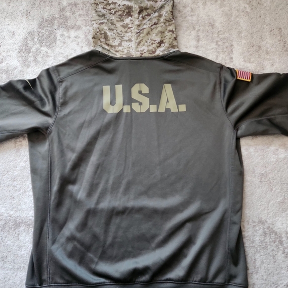 Nike Dri Fit Salute to Service Camo Hoodie - Picture 2 of 6